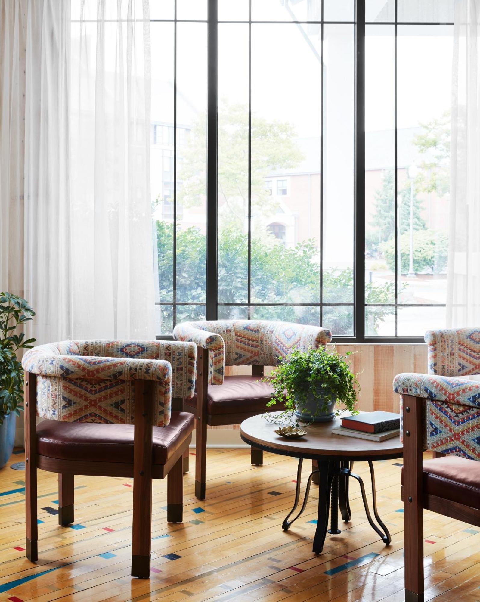 แกรดูเอต สตอร์ส Hotel Storrs ภายนอก รูปภาพ